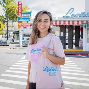 Uniqlo Hawai’i Exclusive Shirt-Leonard’s Bakery